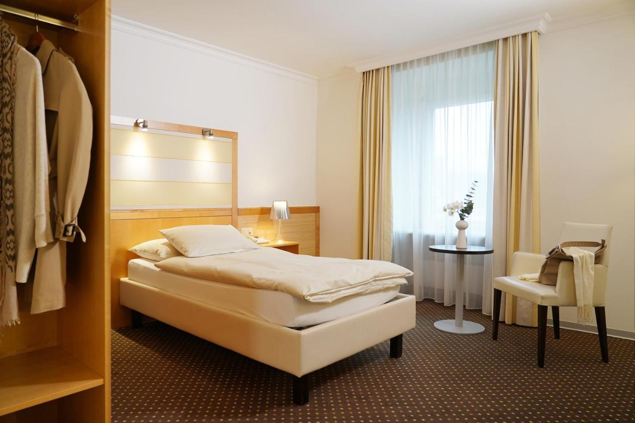 Park-Hotel Am Rhein - Gesundheitshotel Und Residenzen Rheinfelden Exterior foto
