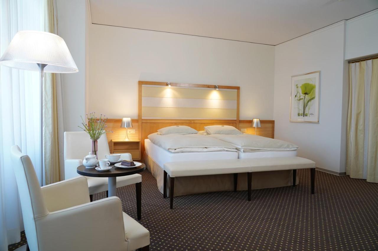 Park-Hotel Am Rhein - Gesundheitshotel Und Residenzen Rheinfelden Exterior foto